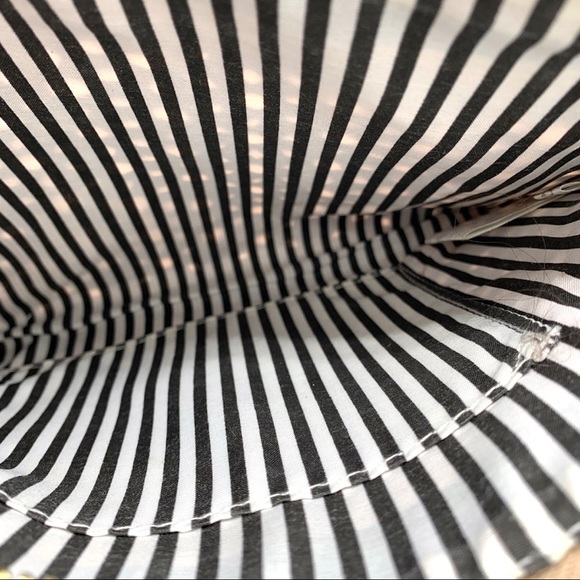 KATE & ALEX CUFFARO Envelope Crossbody - Picture 7 of 8